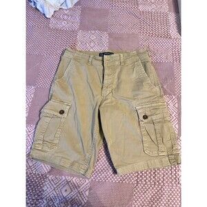 American Eagle men’s khaki shorts